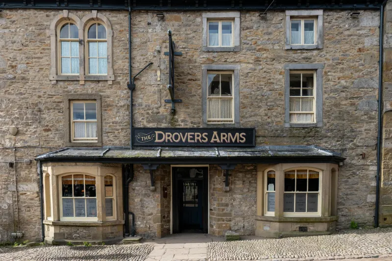 Last Orders: Converting Britain's Redundant Public Houses Into Premium Development Opportunities